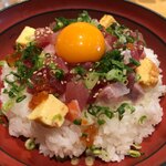 ぬる燗佐藤 - 海鮮ばらちらし丼