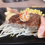 レストラン せんごく - 今日はよく焼きせんごくステーキハンバーグベーコントッピング