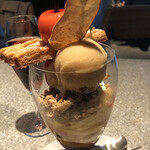 PATISSERIE ASAKO IWAYANAGI - パルフェビジュー ポム、後姿。