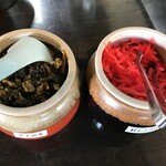 博多ラーメン なみへい - 辛子高菜、紅しょうが