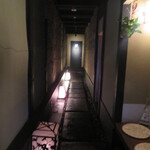 富小路 やま岸 - エントランス