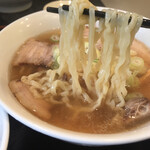 喜多方ラーメン 坂内 - 麺リフト