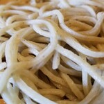 蕎麦処 多賀 - 適度な粗挽き