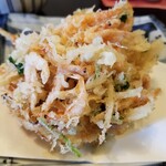 蕎麦処 多賀 - 桜海老の掻き揚げ