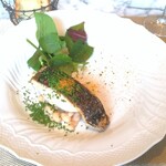 La Brianza - さわらのグリル。香ばしい皮目、ふっくらな身。シブレットたっぷり、カラスミもたっぷり風味いい～☆　塩加減ジャスト。おいしいっ