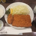 勝烈庵 - かつとキャベツ・しじみ汁・ご飯・浅漬けとオーソドックスな取り合わせだけど実は・・・