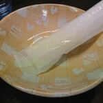 なんちゃん - ・紙オシボリ（こだわりちゃんぽんだけ）、殻入れ