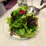 トラットリア イル シレーネ - 見ての通り野菜サラダ300円