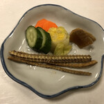 鰻はし本 - 骨せんべいと漬物