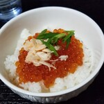 塩そば専門店 桑ばら - 鮭とばの塩かけそばとイクラ丼の定食