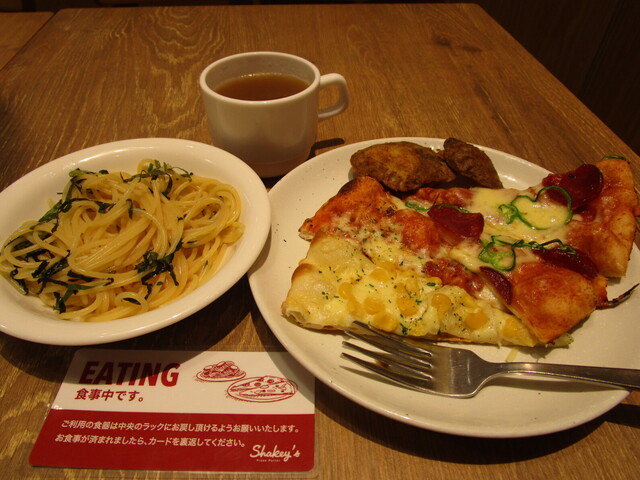 シェーキーズ イオンモール座間店 相武台前 ピザ 食べログ シェーキーズ イオンモール座間店 相武台前 ピザ 食べログ