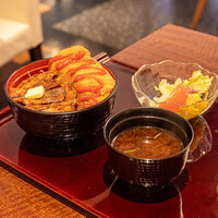 赤坂 津つ井 総本店 - 豚てりとヒレカツ丼ランチ 赤坂 津つ井 総本店 - 豚てりとヒレカツ丼ランチ