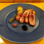 ほ志の - マグレ鴨のロースト　根セロリのピュレ　トリュフ風味　1,400円