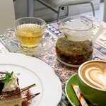 ビーズカフェ - カモミール
カフェラテ