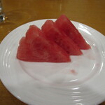 SUNWAY PUTRA HOTEL - カット西瓜