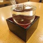 第二力酒蔵 - 四文屋を出てちょっとディープなお店で飲んだあと、中野で合流したレビュアーさんと駅でお別れし…
      さらにはしご酒←この日もはしごが止まらない(笑)
      お魚がおいしいお店っぽいので、日本酒を注文♪