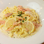 八十八商店バンビーナ - スモークサーモンとレモンのクリーム