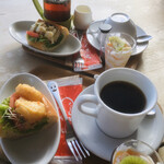 高虎ドッグ - コーヒーはお代わりOK