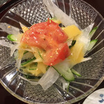 Sushi Kaoru - 先付けのサラダ　酢味噌っぽいごまドレッシングがけ