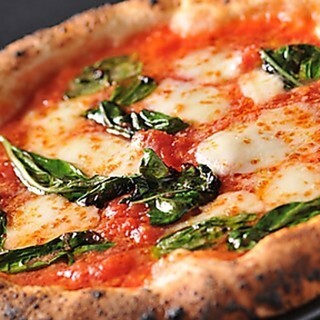 ナポリス ピッツァ カフェ 赤坂 一ツ木通り Napolis 赤坂見附 イタリアン ネット予約可 食べログ