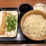 丸亀製麺 - 釜揚げうどんと、ちくわの天ぷら