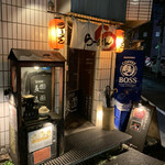 ラーメンBAR やきそばー HIT - 入口