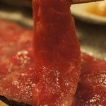 炭火焼ジンギスカン ポッケ - ちょいと炙ってレア〜