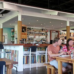 Kuleana Rum Shack - 店内