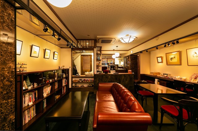 Cafe Chaton Rouge photo 5