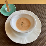 プロヴァンスの日曜日 - シェフおすすめランチコース(\1,900)　季節のスープ（京人参のスープ）