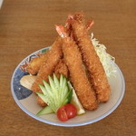 牧原鮮魚店 - エビフライ定食等も！（メニューは時期により異なります）