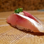 にぎり鮨 一五〇 - あじ