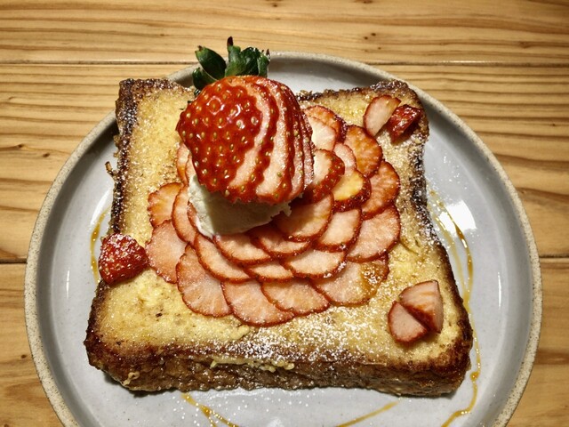 カフェ バー リップ Cafe Bar Lip 高円寺 フォトジェニックなフレンチトースト By えこだねこ カフェ バー リップ Cafe Bar Lip 高円寺 カフェ 食べログ