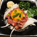 肉魚酒場 肉浜 - 馬刺しユッケ