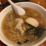 祭ばやし - 締めのラーメン　肉は豚小間