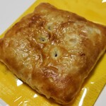 金作屋本店 - パイマンジュウです。