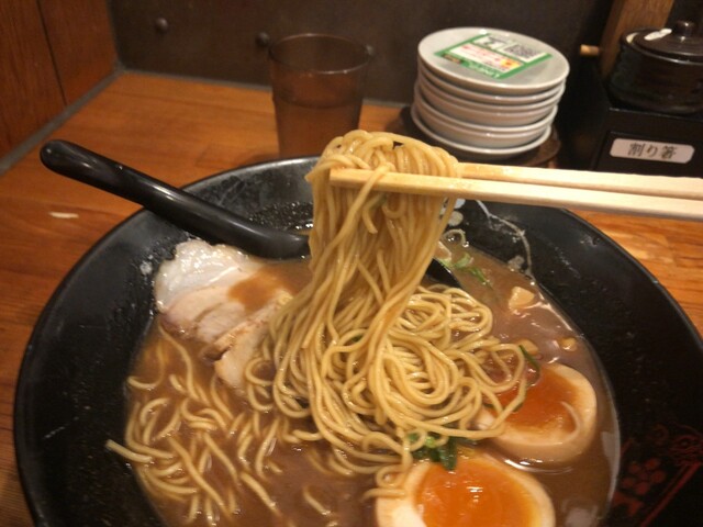 金澤濃厚豚骨ラーメン 神仙 品川品達店 （金澤濃厚豚骨ラーメン