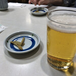 川勝 - アテに骨煎餅を頂きました。