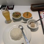 バンコクキッチン - ダブルタイカレーセット　グリーカレー＆レッドカレー