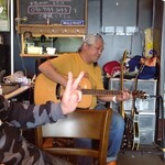 Spice&Dining KALA - 弾いてもらいました(笑)