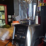 Spice&Dining KALA - こ…これが先生からのプレゼントの様ですねｗなんと15万の新品だそうですｗ