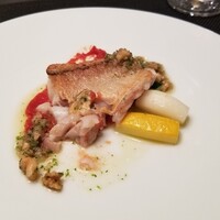 DADA - 甘鯛のポワレ　胡桃と焦がしたバター　シェリービネガーの酸味