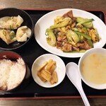 中国料理天座 - 日替わりBセット800円