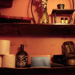 和屋 - トイレの壁