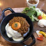 RoySe Cafe - とろ〜りチーズキーマカレー
                        