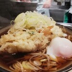 かめや - 天玉そば￥430　ホリゾンタルアングル