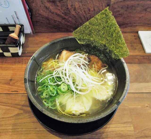 Salt ソルト 池田 ラーメン 食べログ Salt ソルト 池田 ラーメン 食べログ