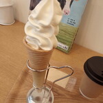 Moumou Hiroba - ソフトクリーム300円