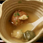 二合半 - れんこんしんじょうと餅のあんかけ