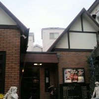 ビフテキのカワムラ 神戸本店 - 店内入口です【席数５０席】